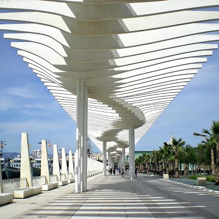 Del Parque Flats Estudio Lagunillas Malaga Bagian luar foto